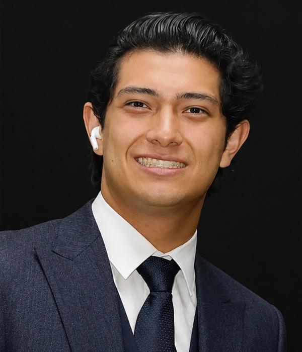 Leonardo Olivares